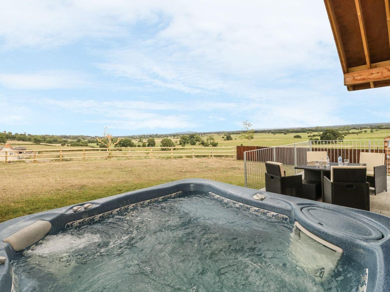 Swan Lodge Castle Farm Wedmore Extérieur photo